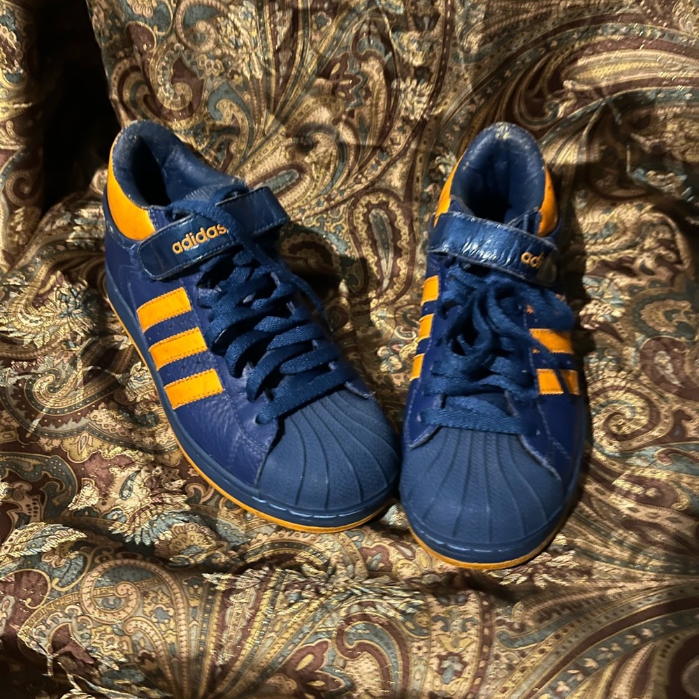 Vintage Adidas Shell Toe Sneakers Royal Blue and Orange -2002! Men’s Size 7